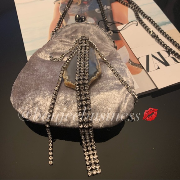 ZARA Velvet Mini Bucket Bag with Kiss Lock BNWT - Picture 9 of 10